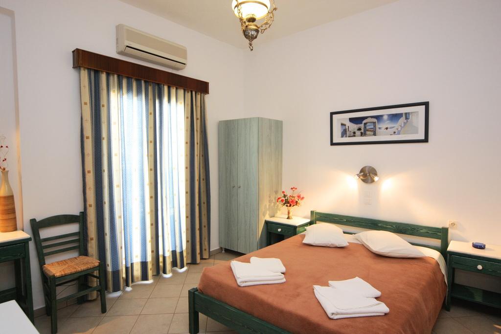 Anna Platanou Hotel Páros Pokój zdjęcie