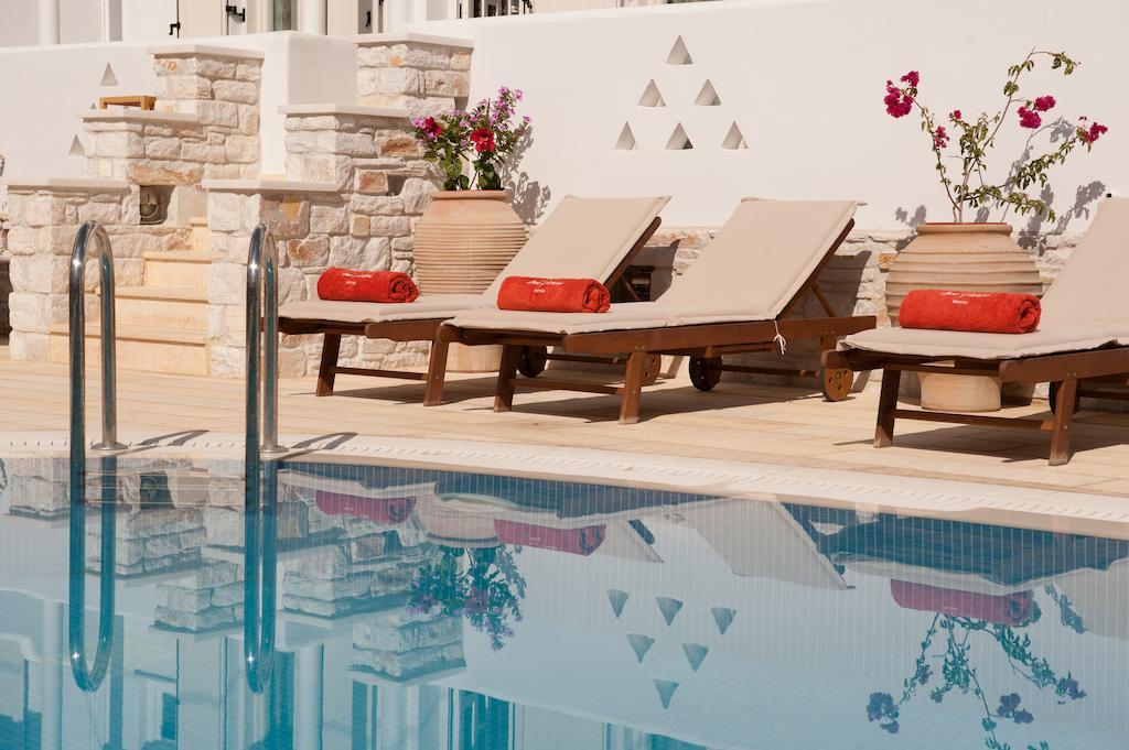 Anna Platanou Hotel Páros Zewnętrze zdjęcie