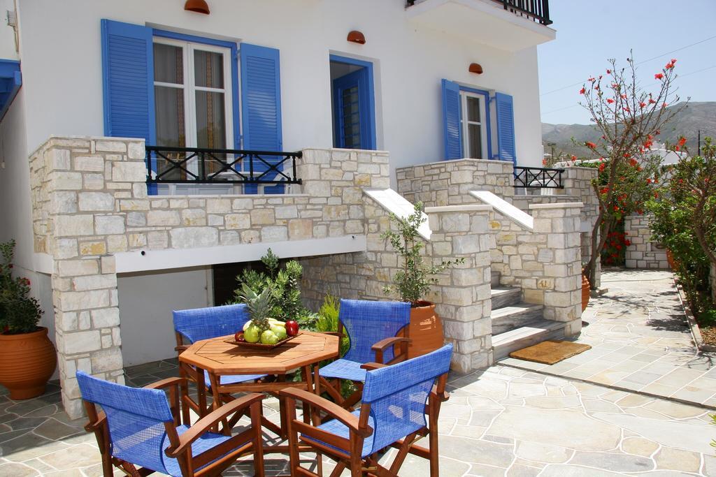 Anna Platanou Hotel Páros Zewnętrze zdjęcie